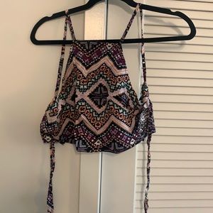 Patterned, tie crop top